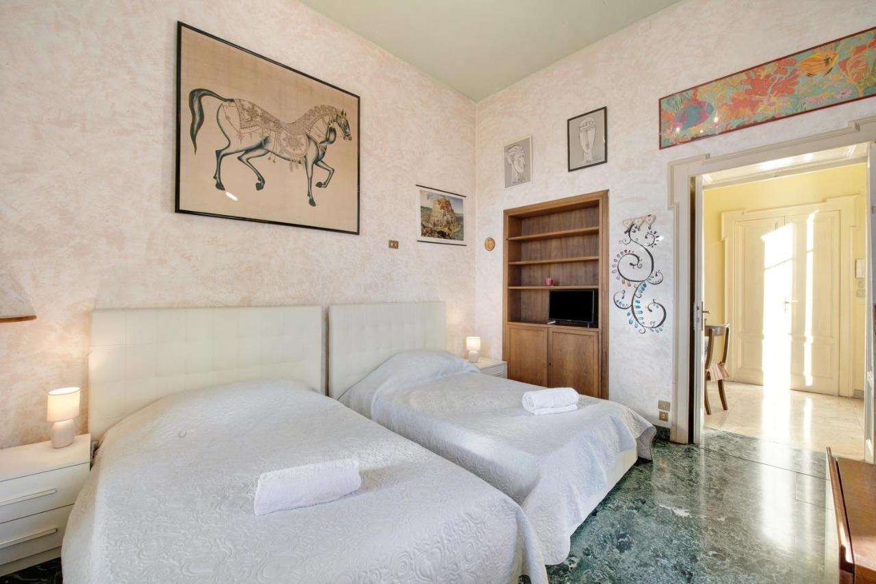 App Mughetto In Villa Marchello Brunate Exterior foto