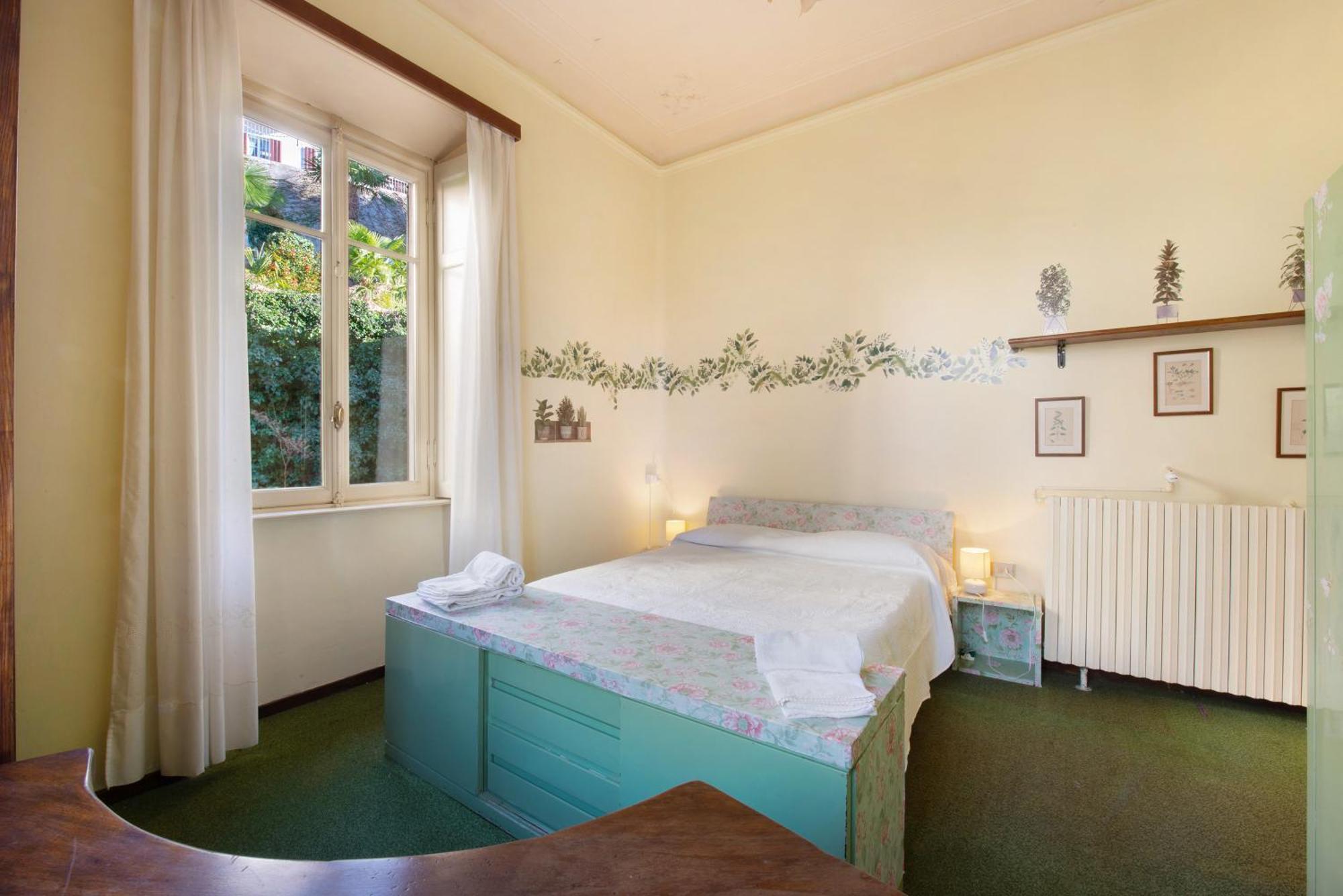 App Mughetto In Villa Marchello Brunate Exterior foto